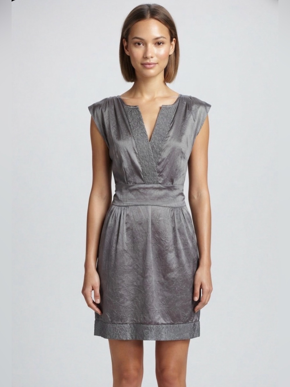 🎀Calypso St. Barth Silk Silver-Gray V-Neck Mini Dress with a bow Size Small